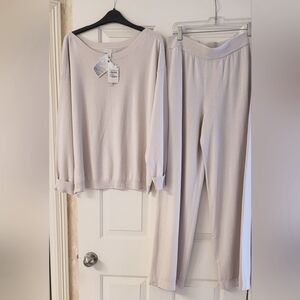 Barefoot Dreams Outfit